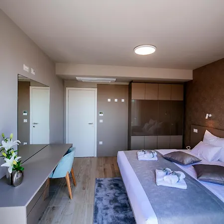 Dedaj - Auri Apartman